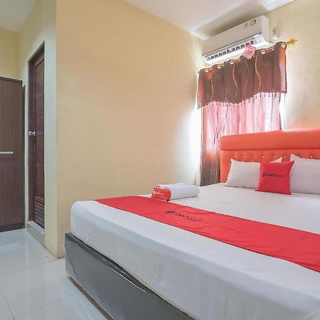Hotel Reddoorz Syariah At Jalan Cilik Riwut Kapuas Kualakapuas Exterior foto